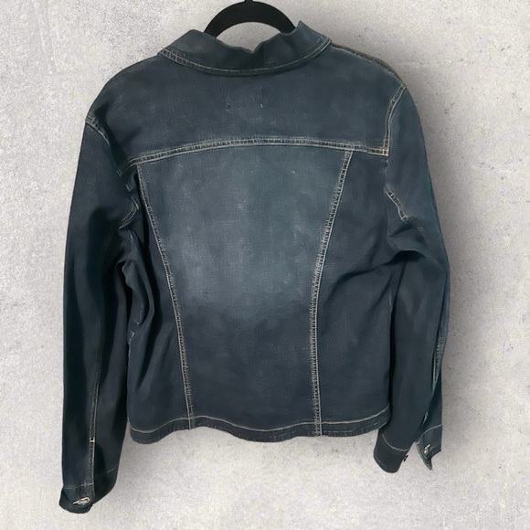 AMI Jean Jacket - Picture 2 of 5